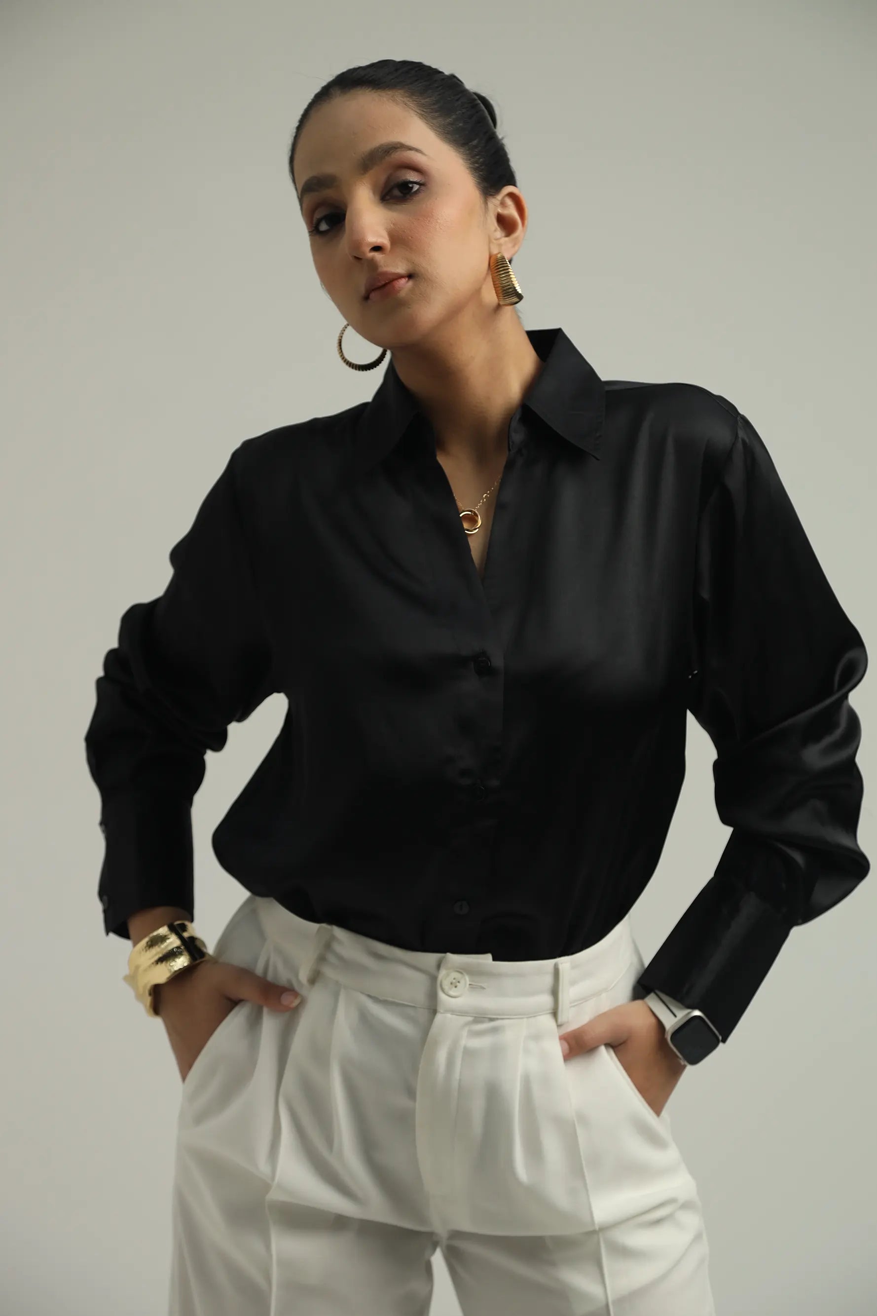 black satin dress shirt Camisa Abotonada Links Satin Short Sleeve - Negro