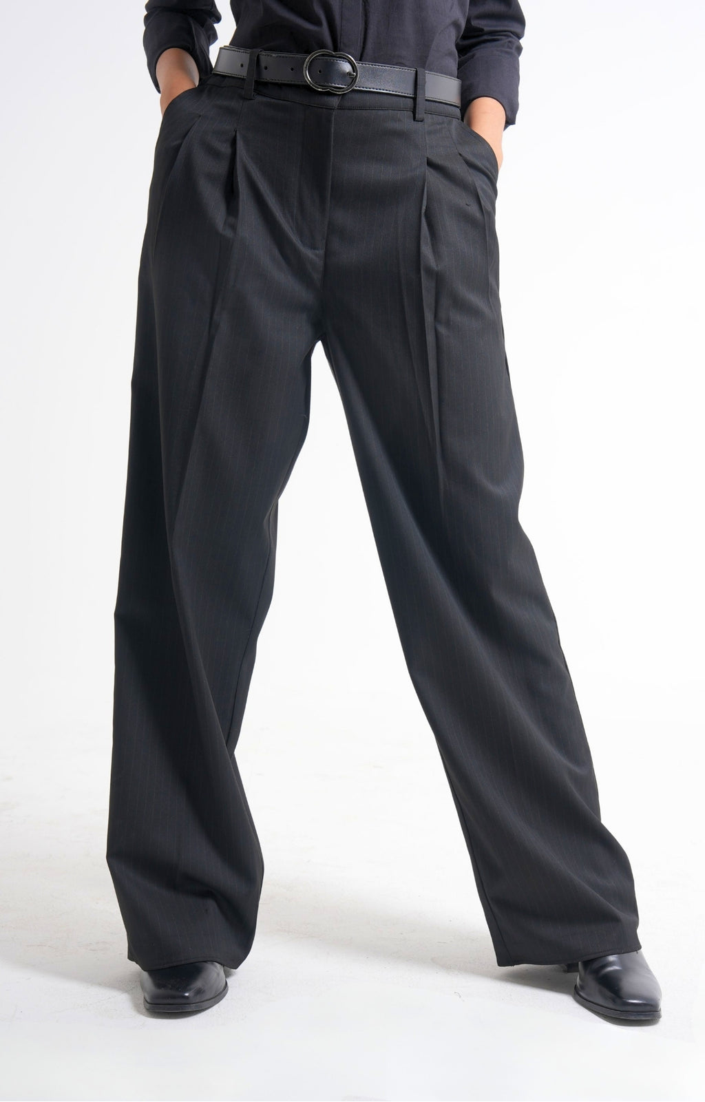 The Power Pleat Trousers - Black