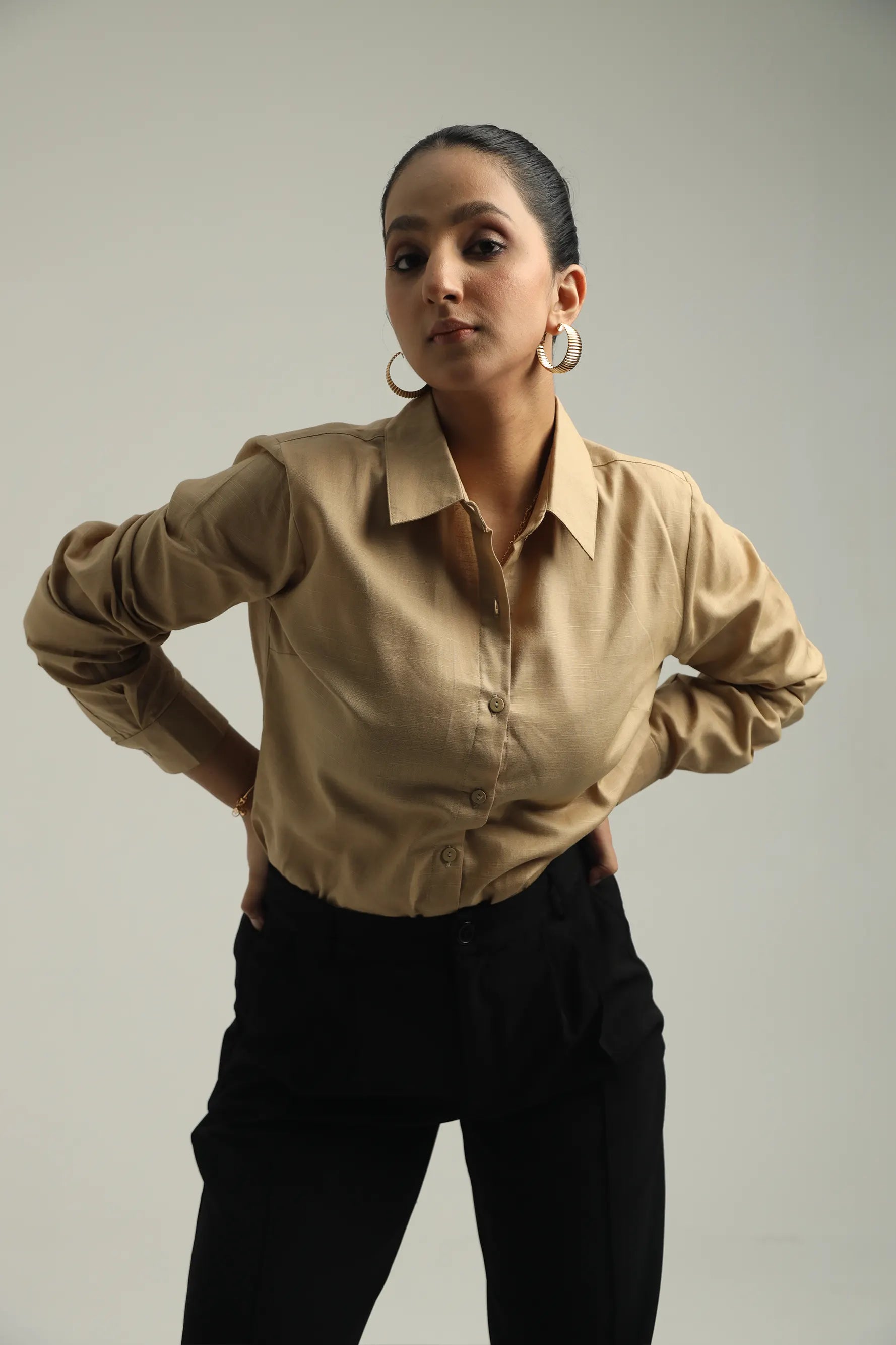 Basic solid woven linen shirt - Beige