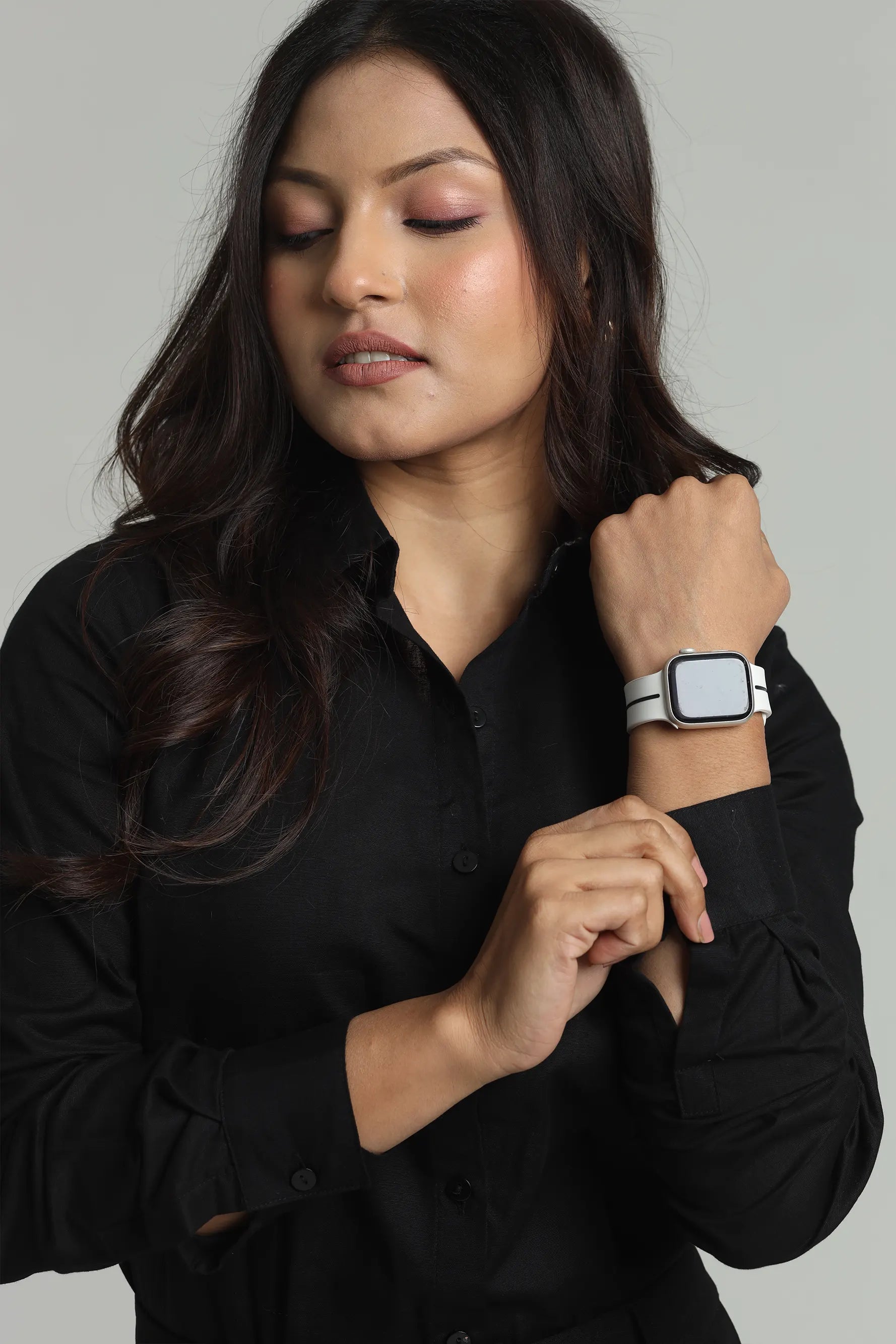 Basic solid woven linen shirt - Black